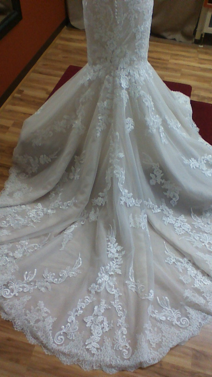 Pronovias Aegir – Nearly Newlywed