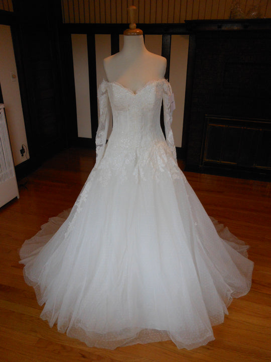 Pronovias Bespin