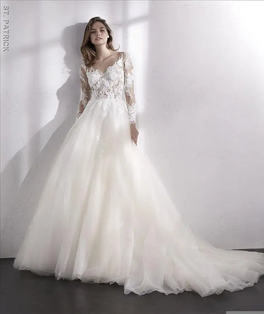 Pronovias Liberia