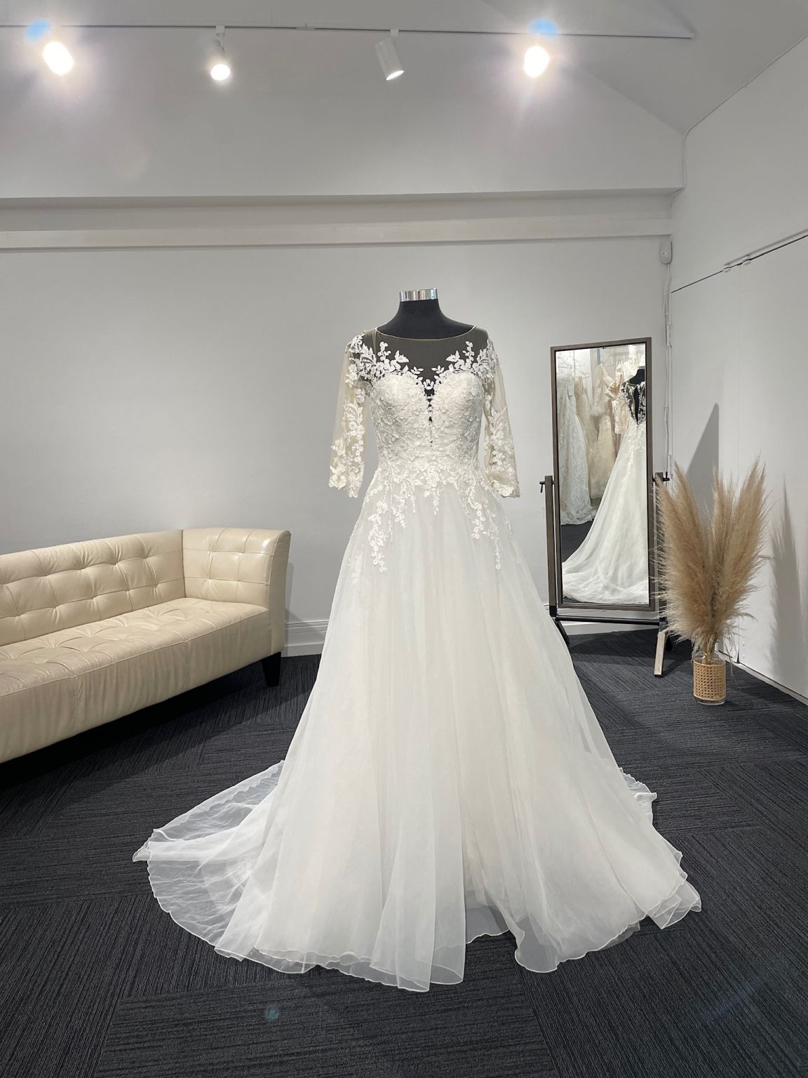Pronovias Chloe Nearly Newlywed Pronovias Chloe Nearly Newlywed