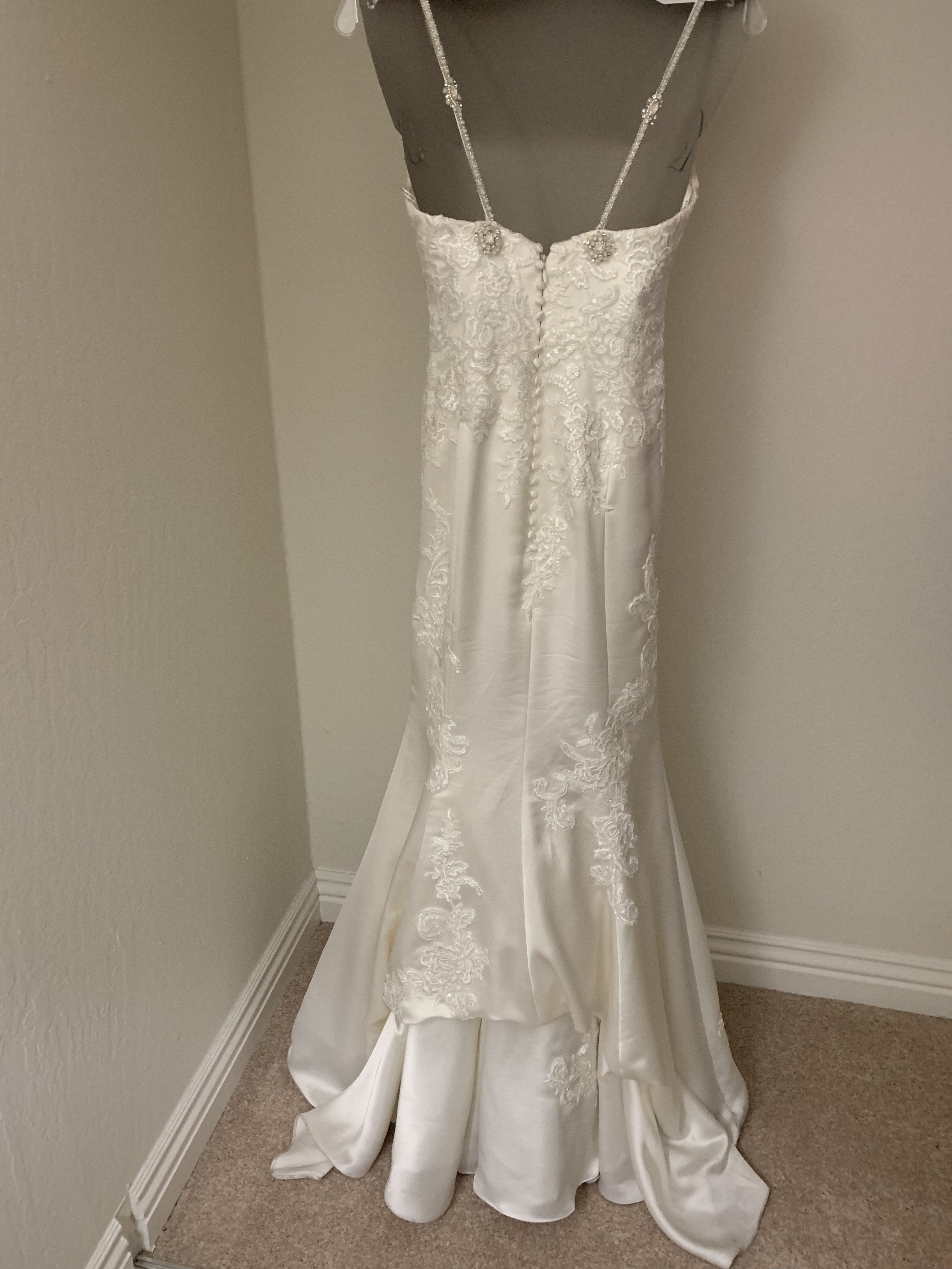 Pronovias drens best sale