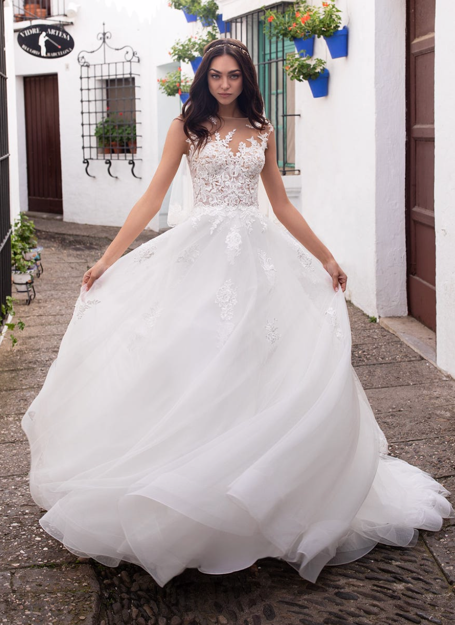 PRONOVIAS GANYMEDE ウェディングドレス Pronovias Ganymede – Nearly Newlywed