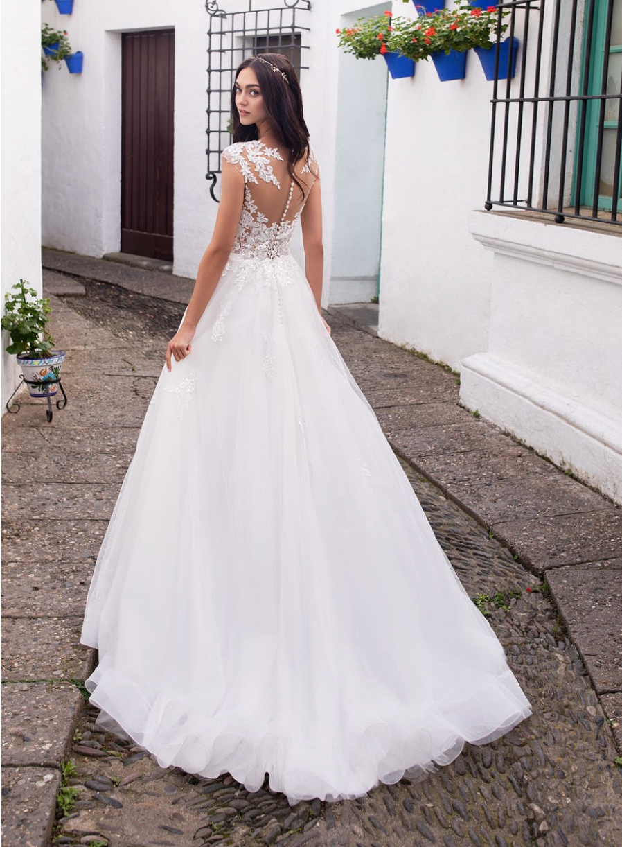 PRONOVIAS GANYMEDE ウェディングドレス Pronovias Ganymede – Nearly Newlywed