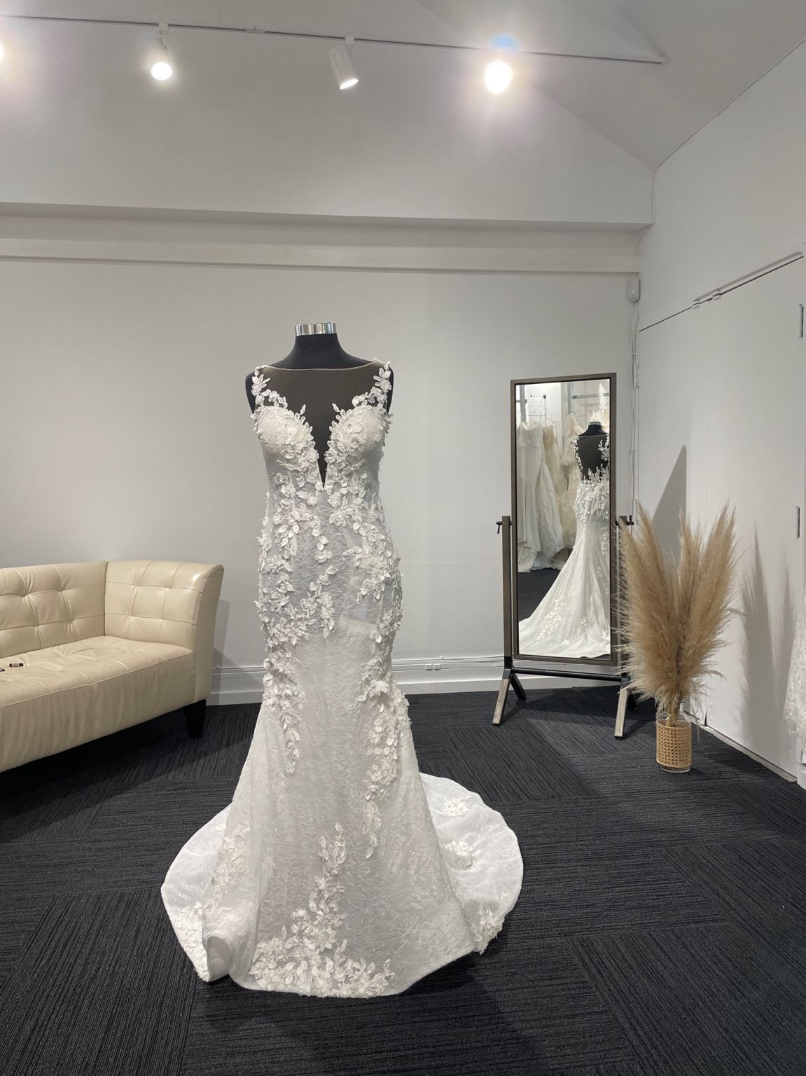 プロノビアス ジョセフィーヌ PRONOVIAS Josephine Pronovias Josephine – Nearly Newlywed