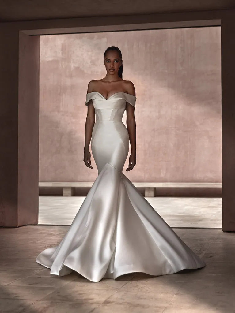 Pronovias Avonia  Nearly Newlywed