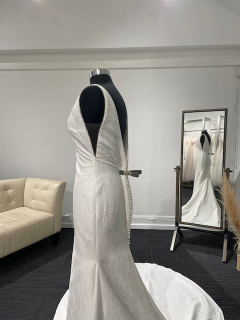 Pronovias Racimo – Nearly Newlywed
