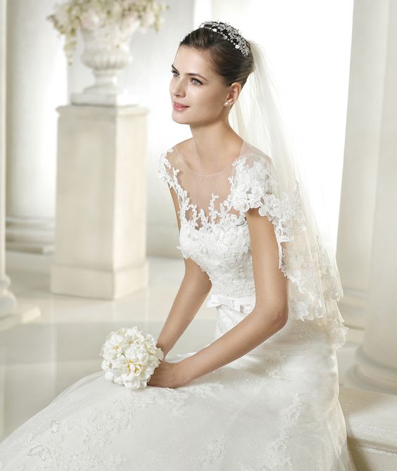 Pronovias SACHI – Nearly Newlywed display picture 3