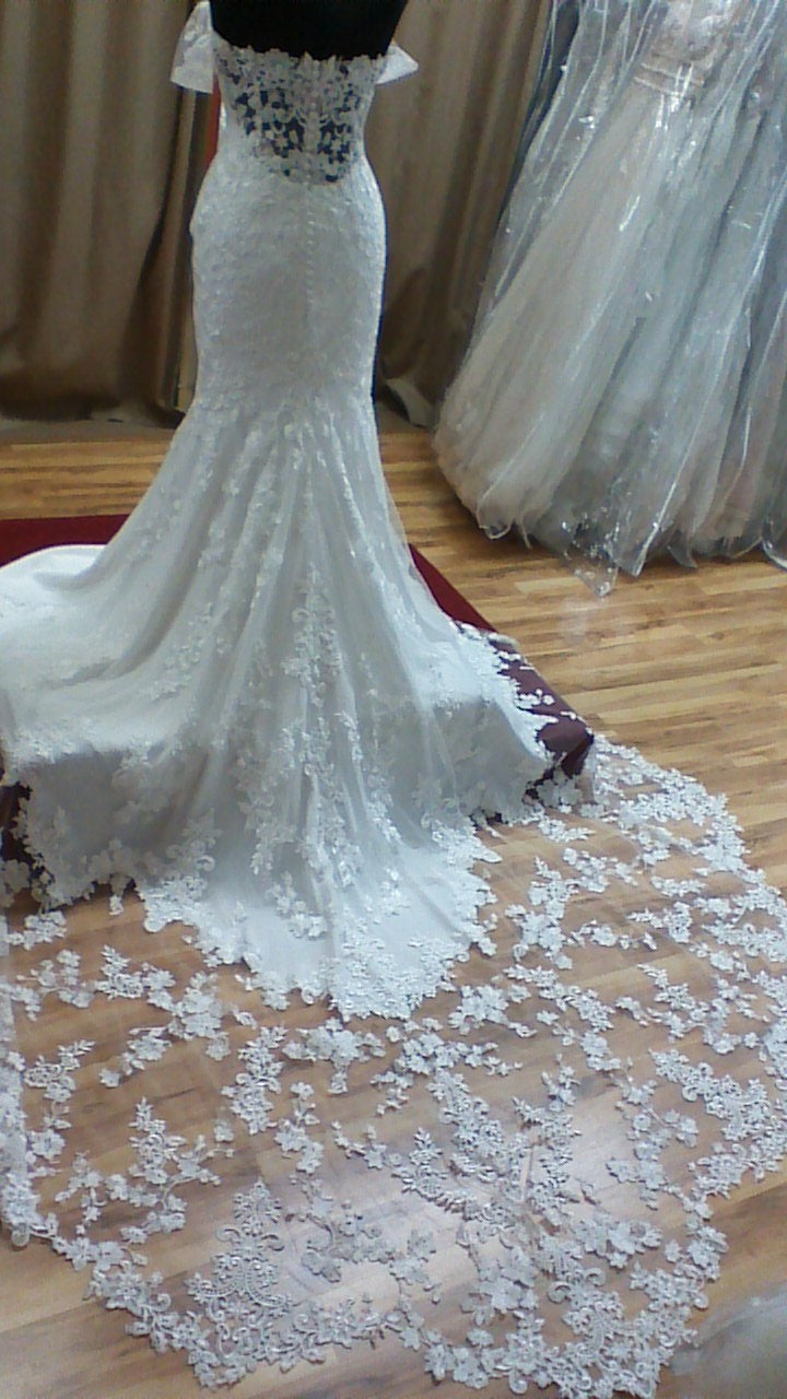 Pronovias Syrinx – Nearly Newlywed