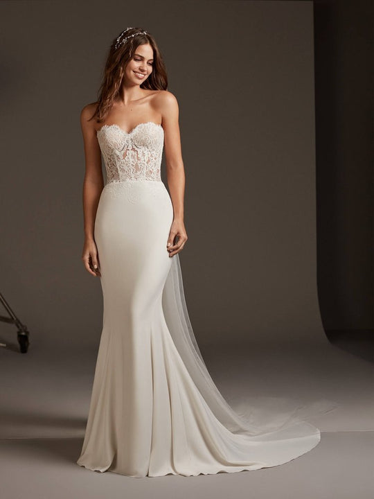 Pronovias Vela