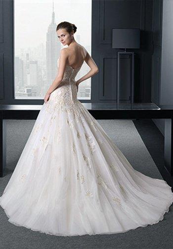 Rosa Clara Two Regina – Nearly Newlywed