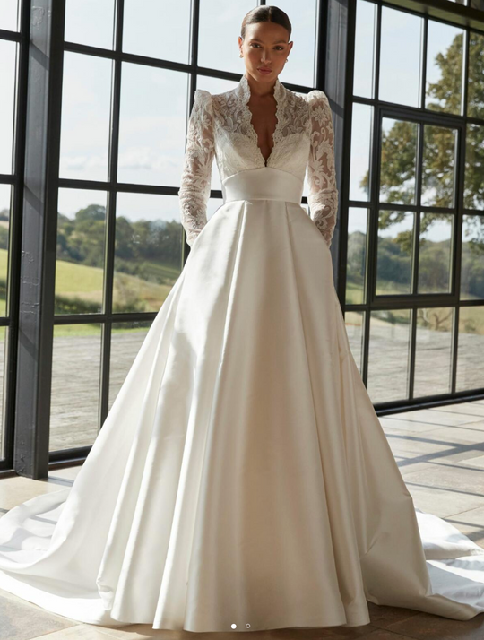 Sassi Holford Cordelia