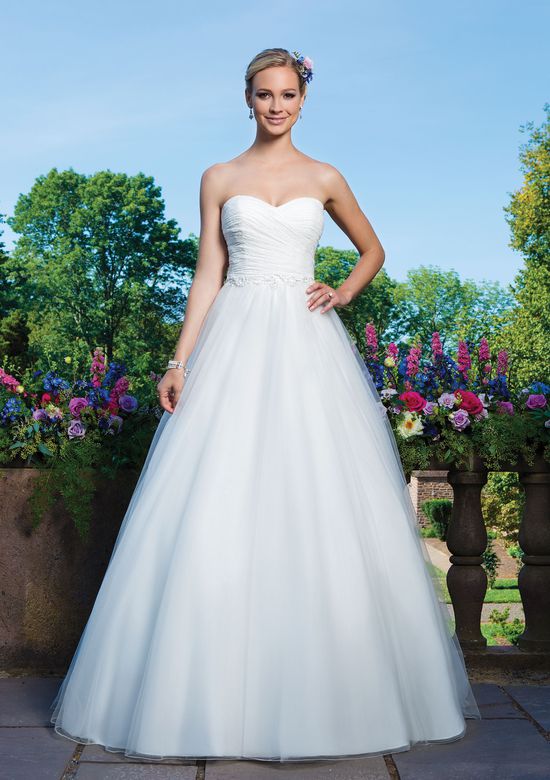 Sincerity 3866 – Nearly Newlywed