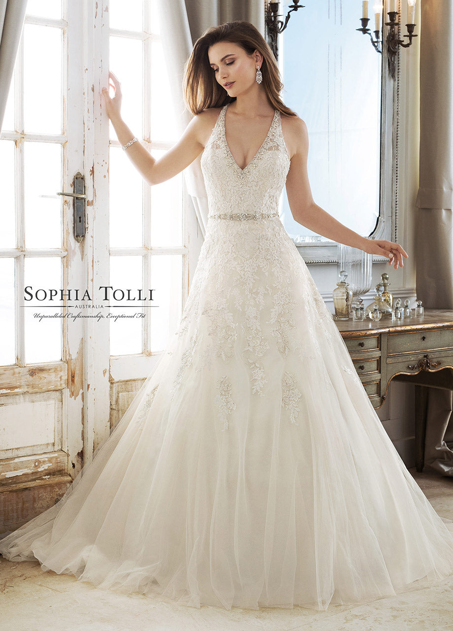 Sophia Tolli Y11878