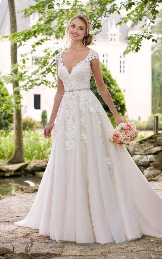 Gown Stella York 6391 Price Stella York 6391 – Nearly Newlywed