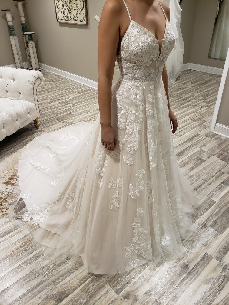 Stella York 7065IV – Nearly Newlywed