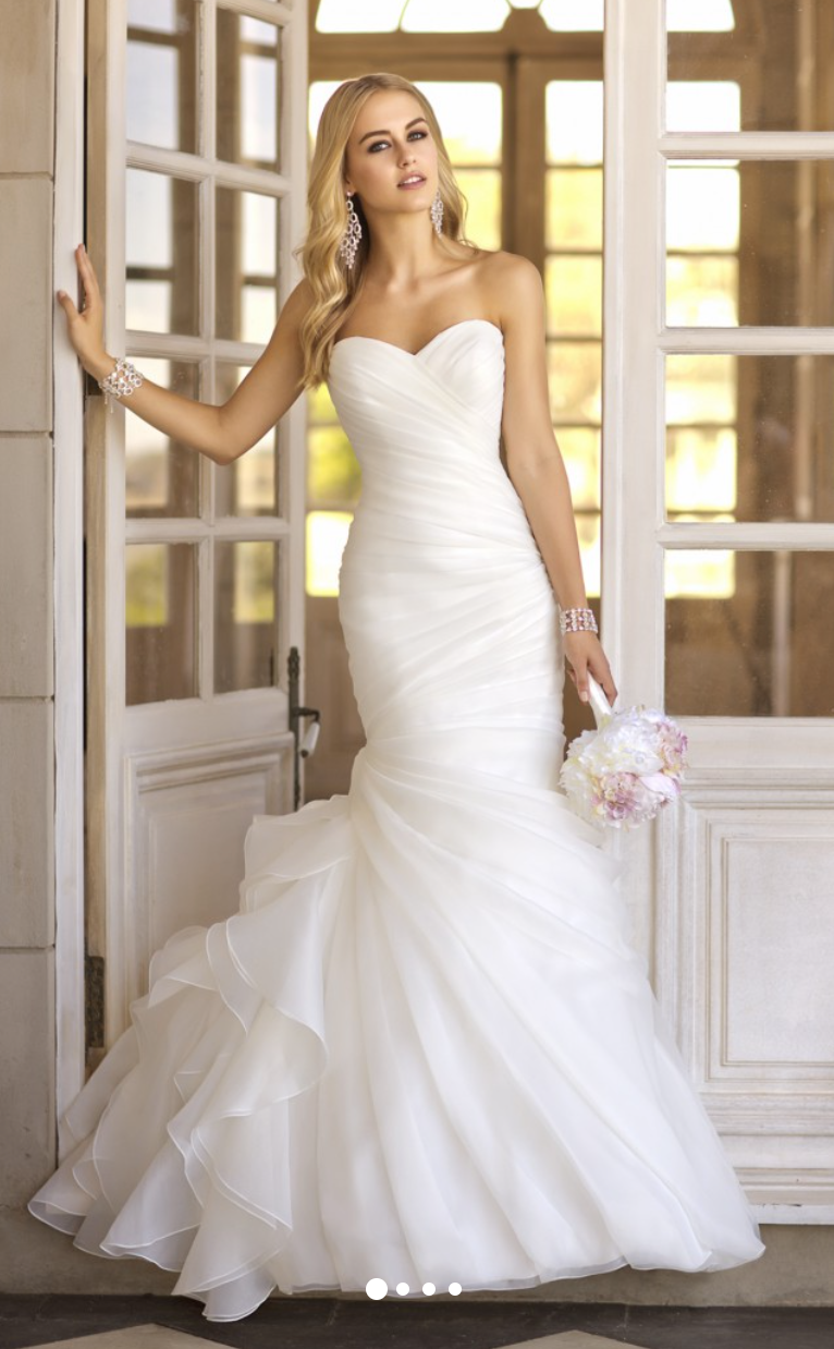 Stella York 5835  Nearly Newlywed