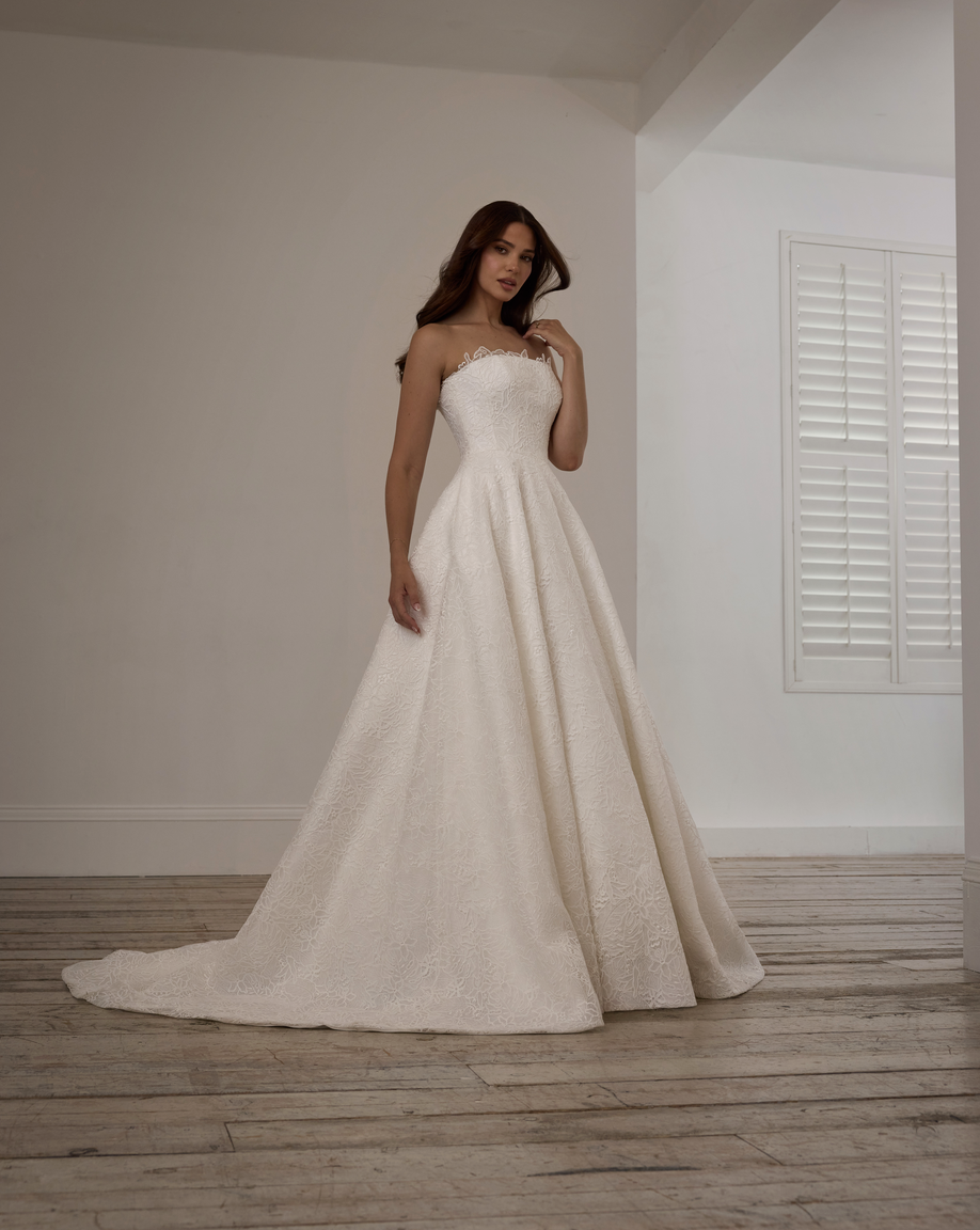 Suzanne Neville Enchanting – Nearly Newlywed