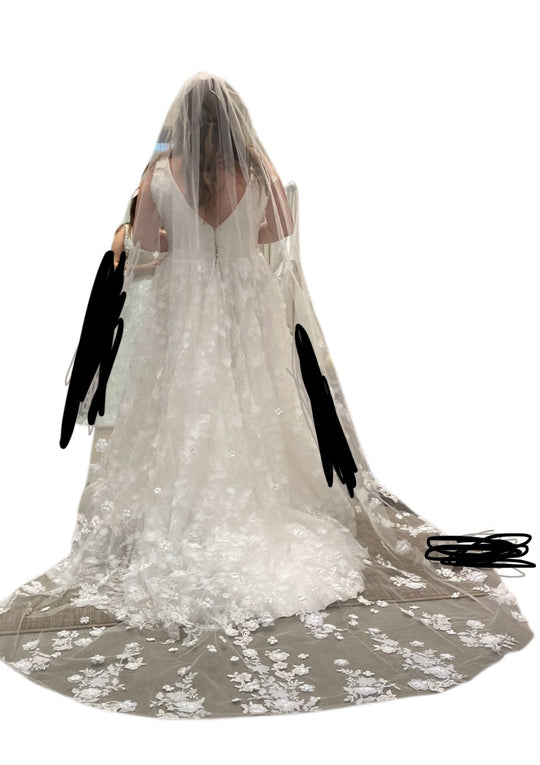 Suzanne Neville Azalea