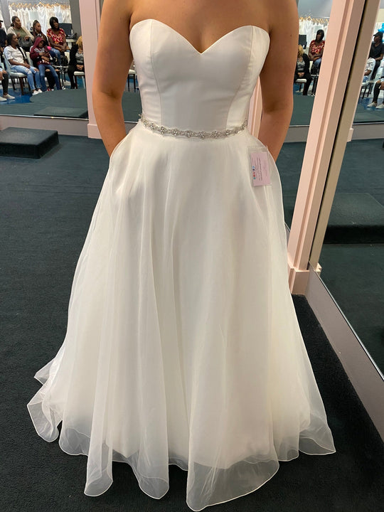 Sweetheart Sweetheart Ball Gown with Clean Mikado Bodice 11005
