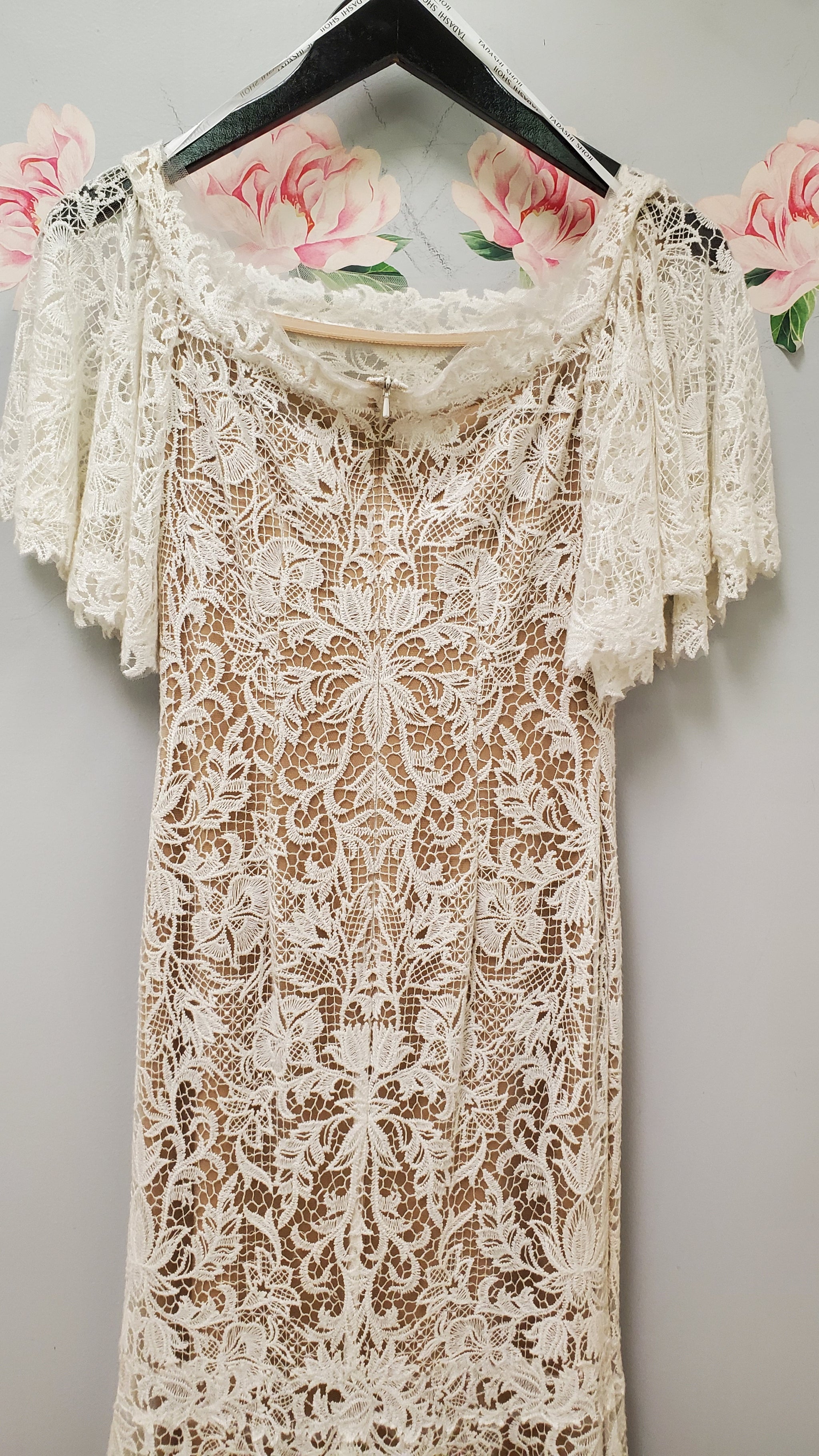 Tadashi Shoji BN220064LBR(D) RUN62825 – Nearly Newlywed