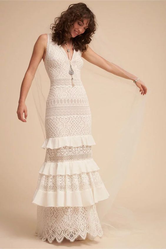 Tadashi Shoji Cabriole  Nearly Newlywed