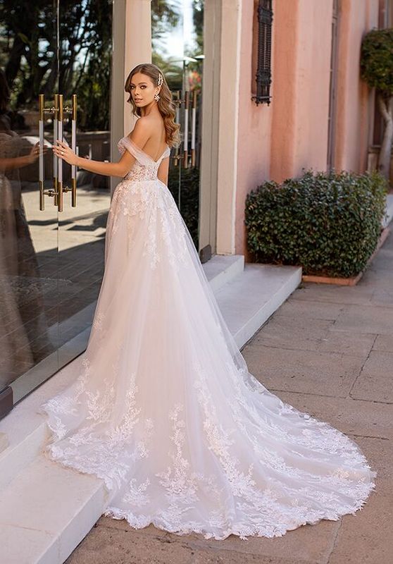 Val Stefani D8250 ZIA – Nearly Newlywed - Main Image