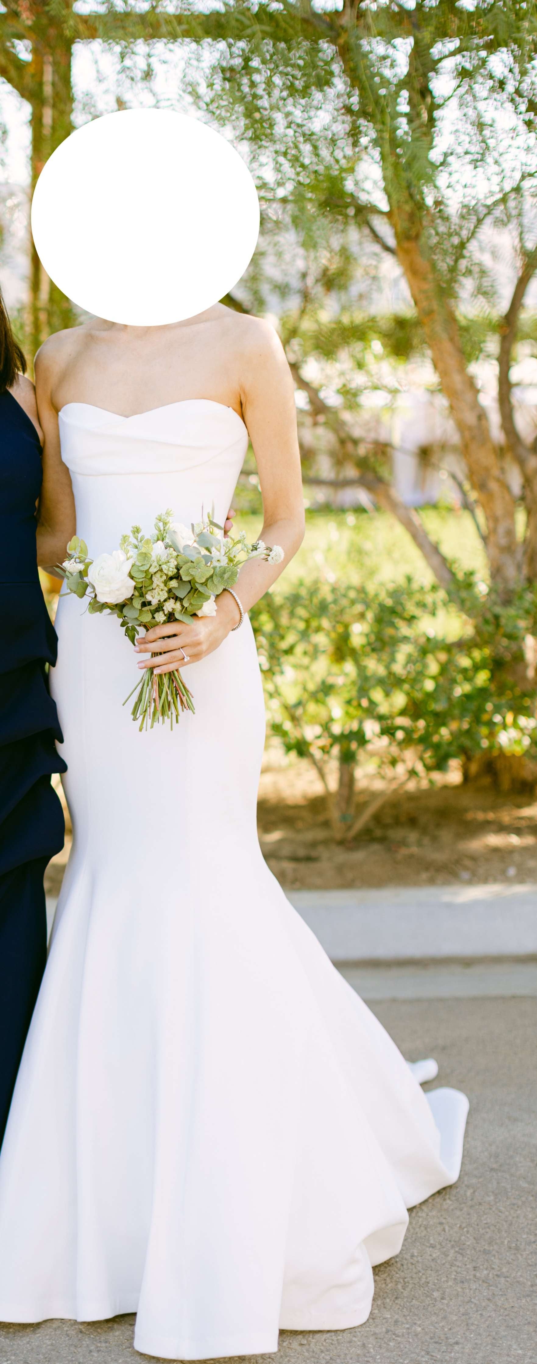 Vera Wang Ava 112019 – Nearly Newlywed