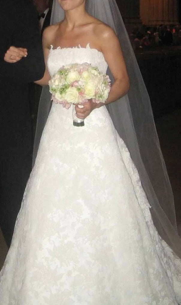 Vera Wang Esther – Nearly Newlywed