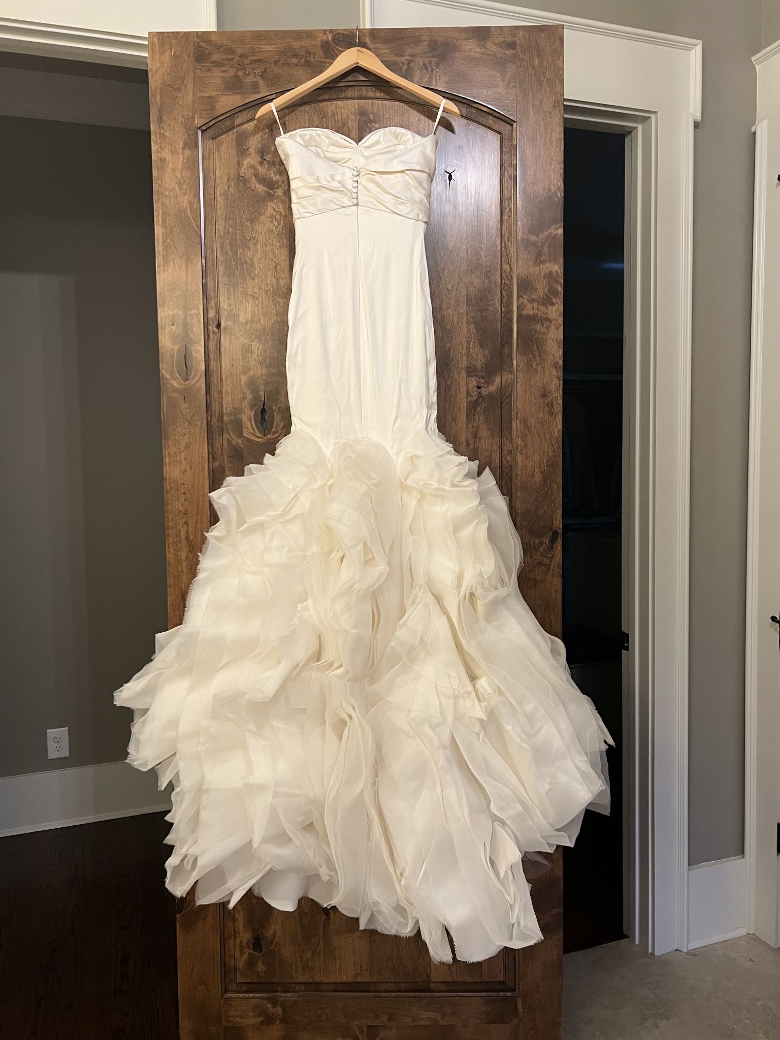 vera wang strapless mermaid wedding dress Vera Wang Ethel (Style No. 122010) – Nearly Newlywed