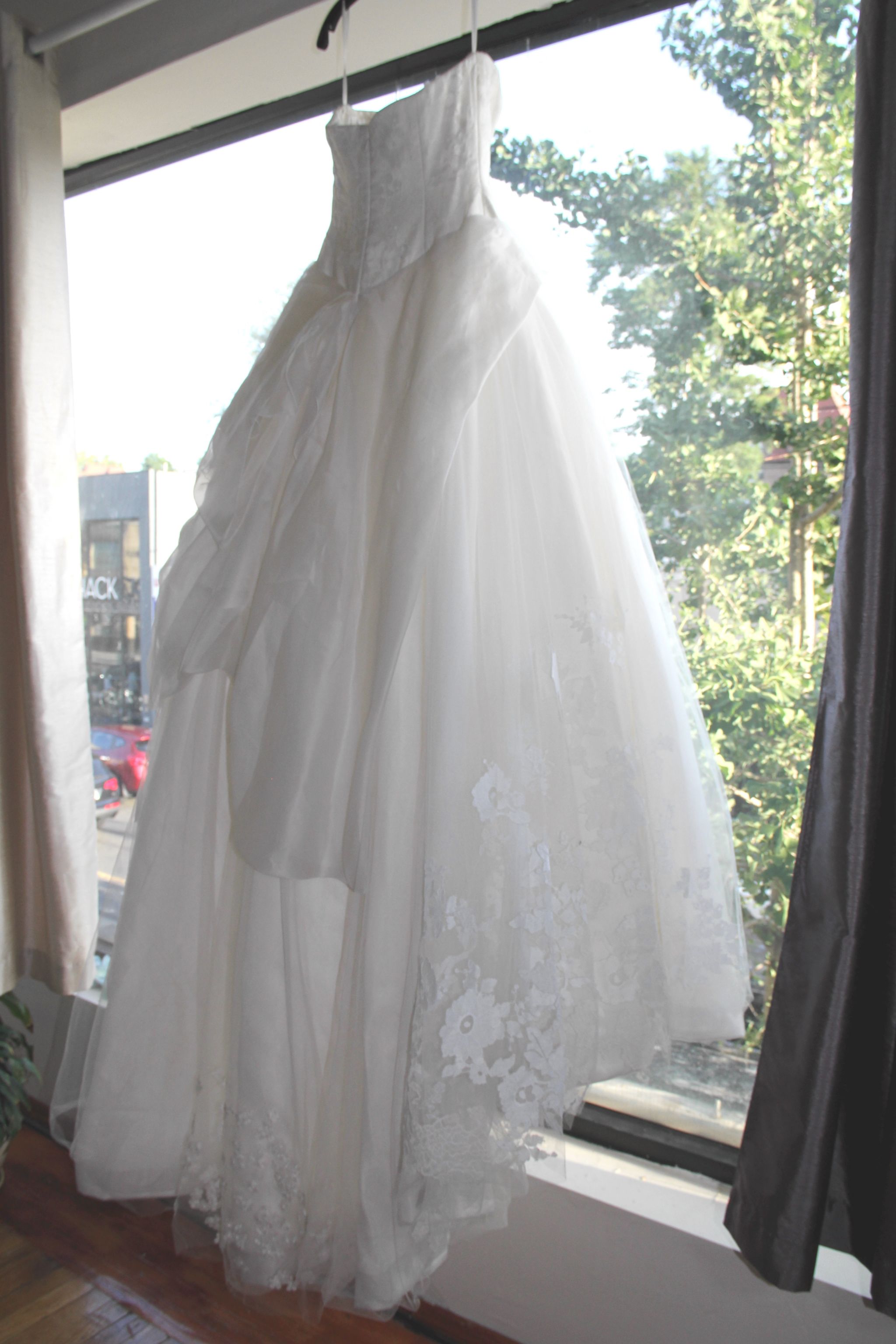 Vera Wang Natascha – Nearly Newlywed