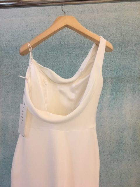 Vera Wang Floriana/717D4-123217 – Nearly Newlywed