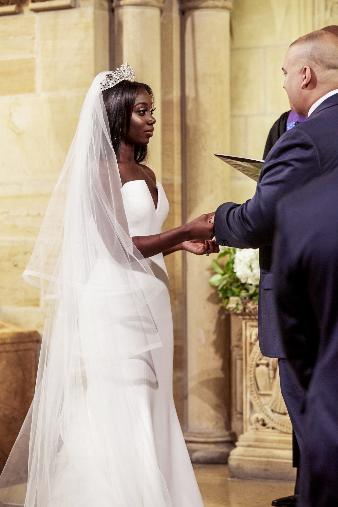 Vera Wang Jocelyn 111817 – Nearly Newlywed Vera Wang Jocelyn 111817 – Nearly Newlywed