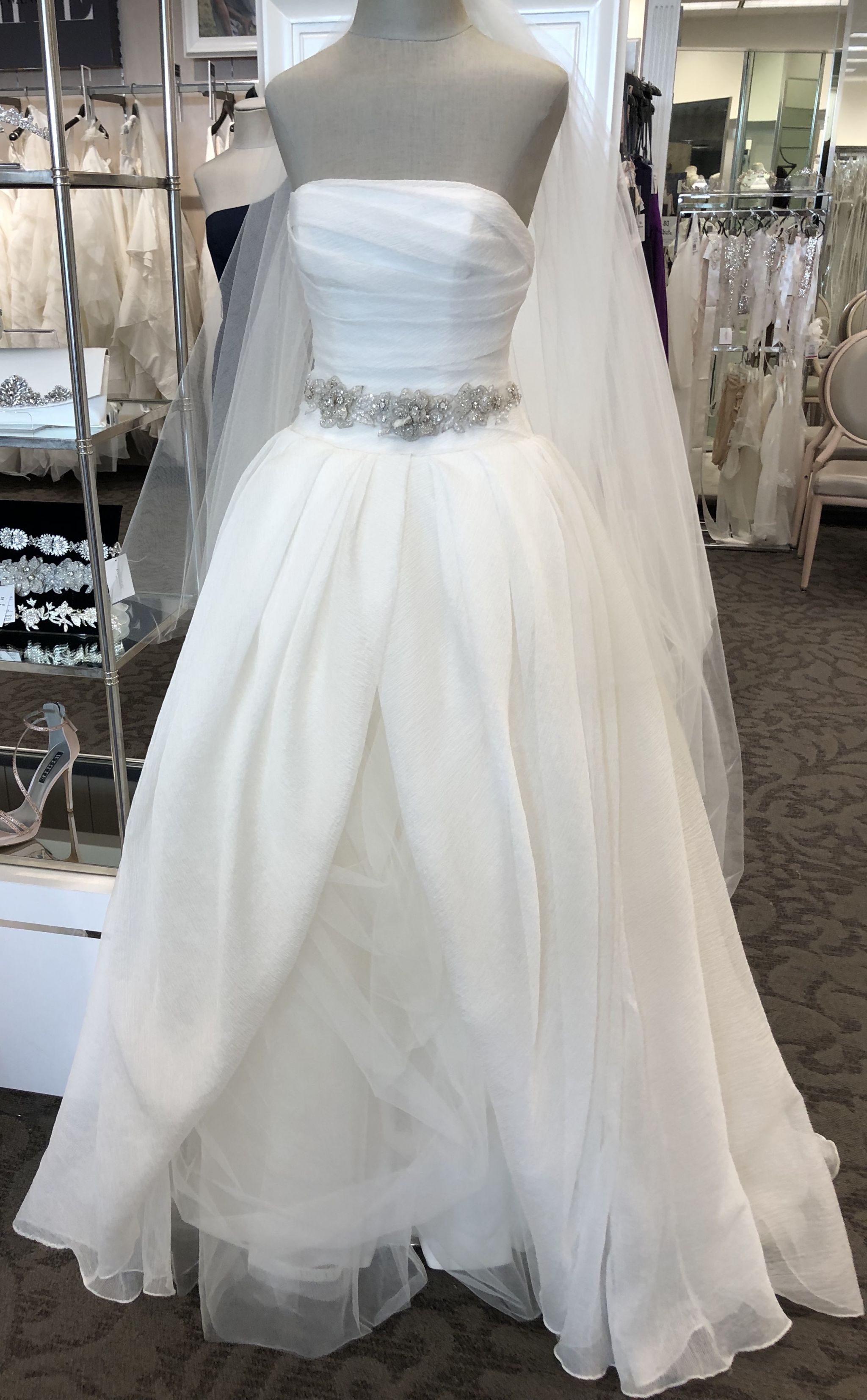 white by verawang VW351178 ウェディングドレス Vera Wang White VW351178 – Nearly Newlywed