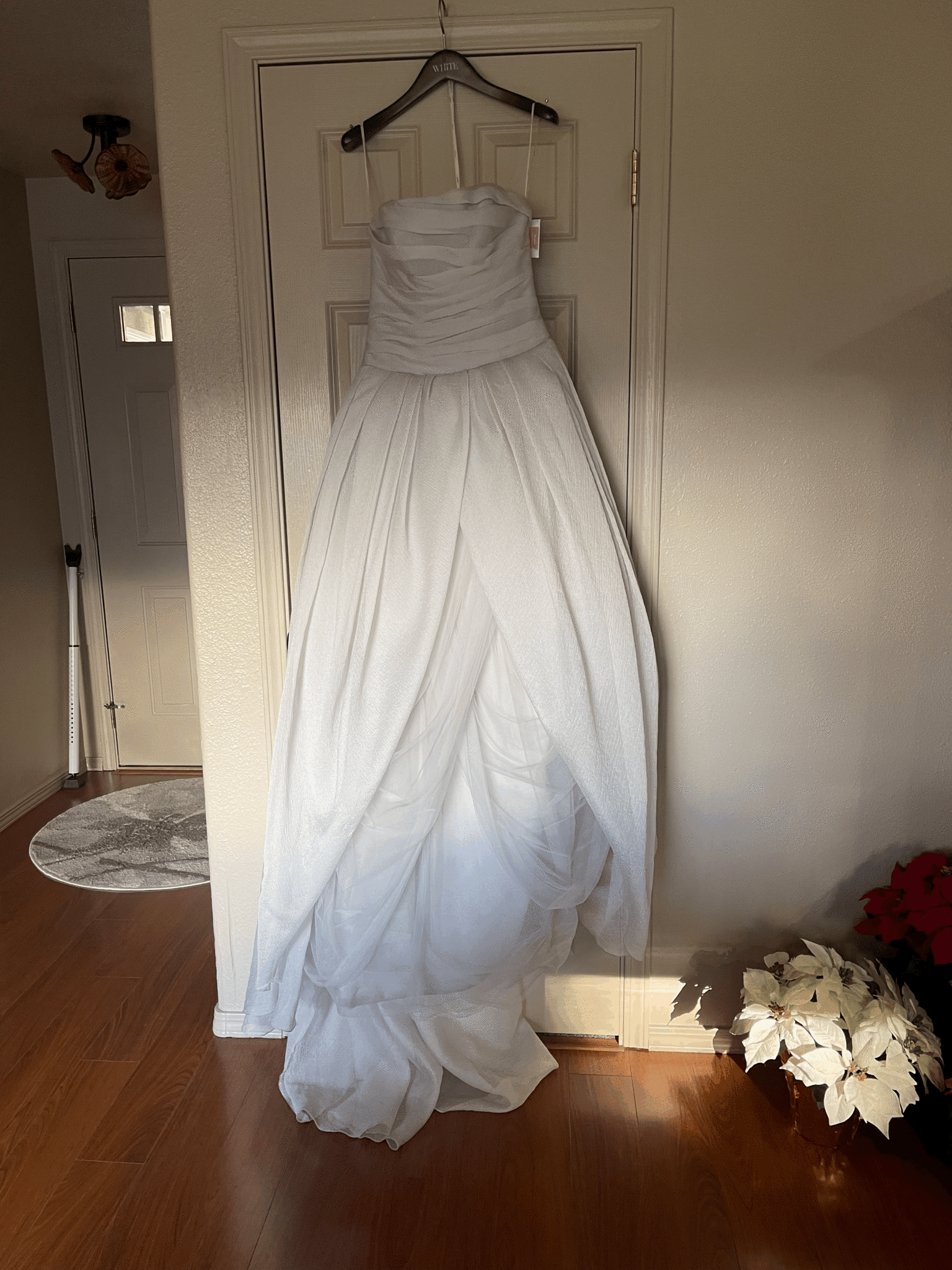 Vera Wang White VW351178 – Nearly Newlywed