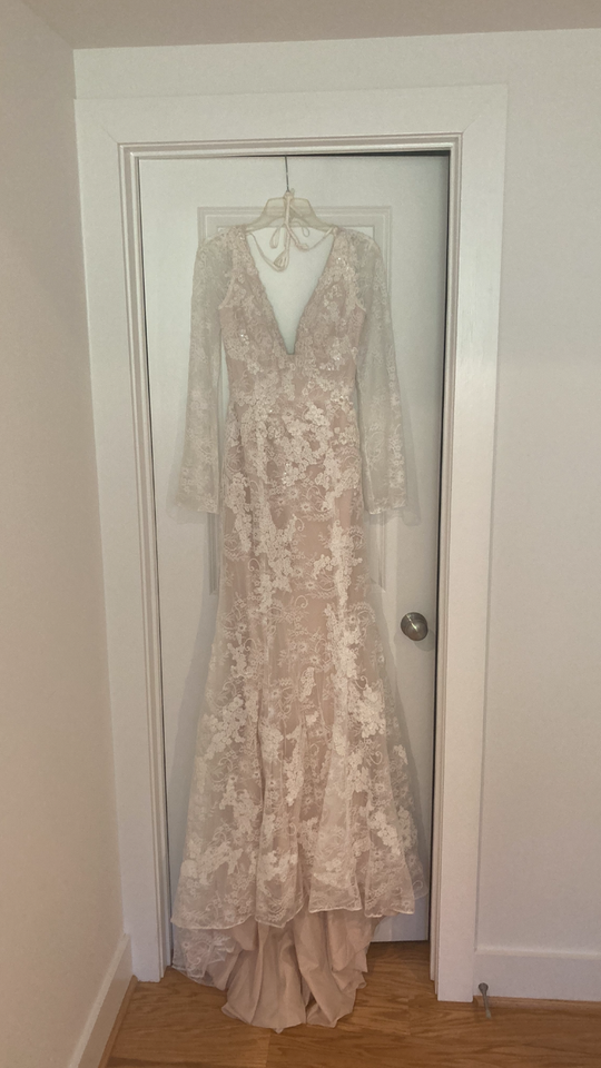 Vera Wang White VW351428