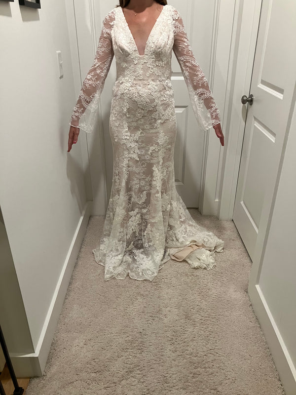 Vera Wang White VW351428 – Nearly Newlywed