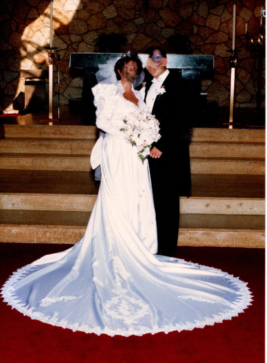 Vintage Queen Ann Sleeves with sweetheart neckline