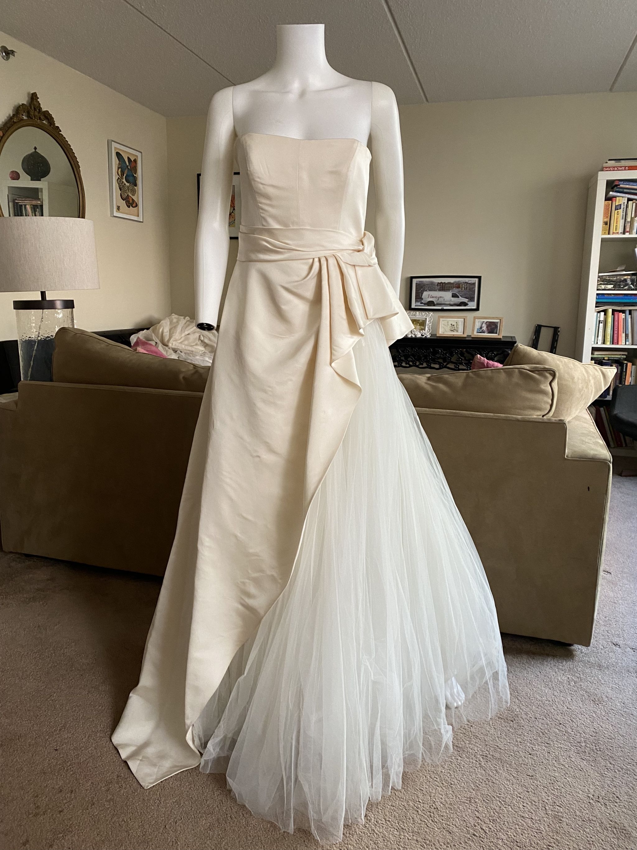Alberta Ferretti Wedding Dresses For Sale – Nearly Newlywed