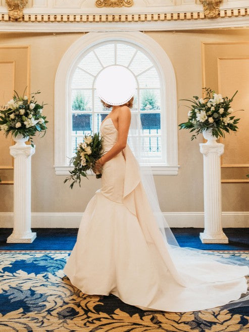Carson wedding dress | Beachweddingtips.com