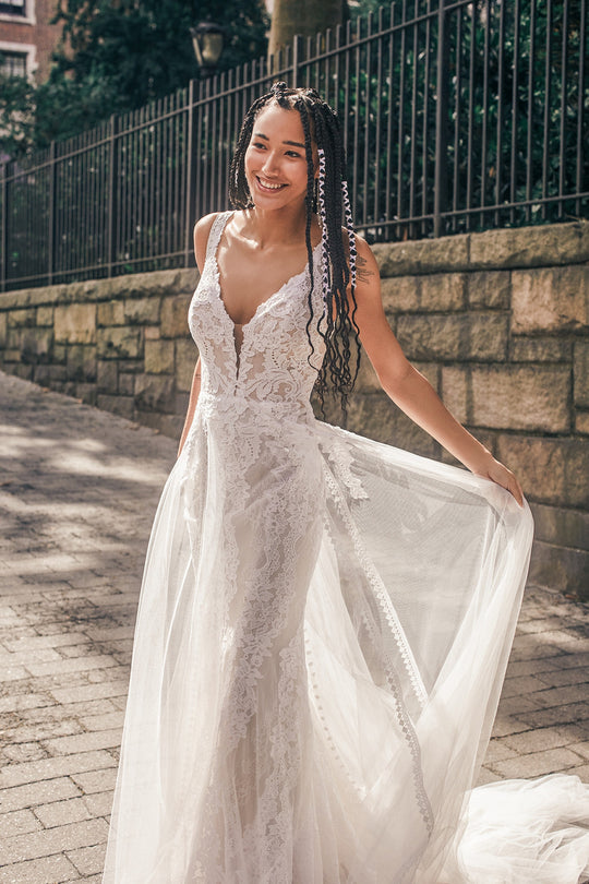 Allure Bridals MJ803