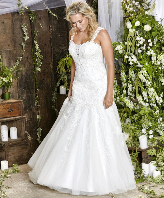 Amanda Wyatt Fit and flare