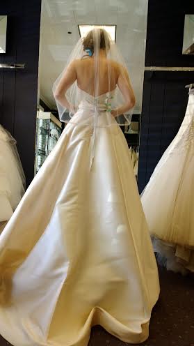 Augusta Jones Anna – Nearly Newlywed