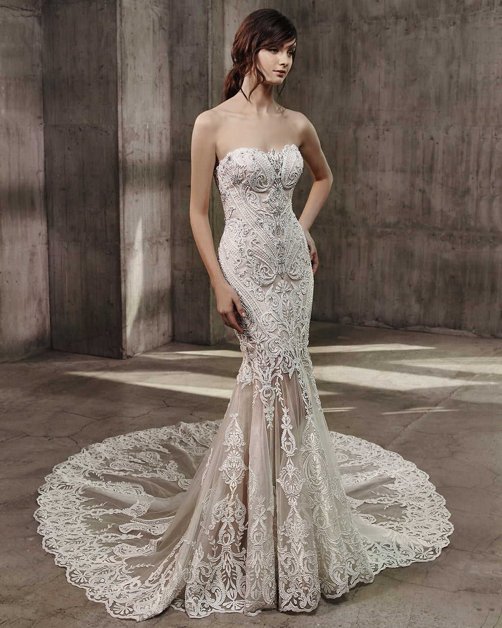 Badgley Mischka Avita