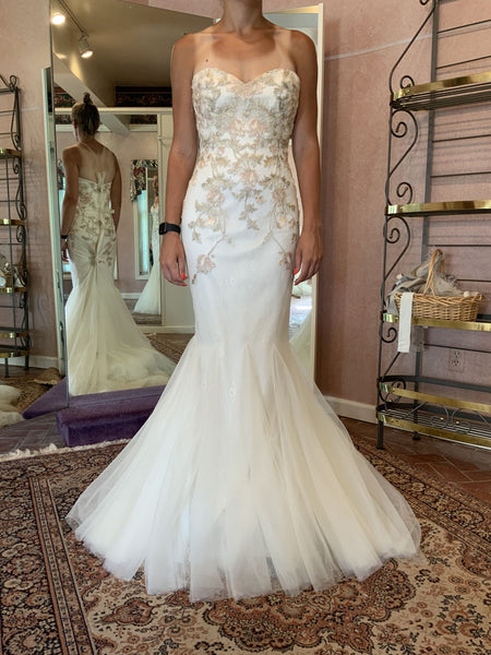 Badgley Mischka VIVIEN PreOwnedWeddingDresses