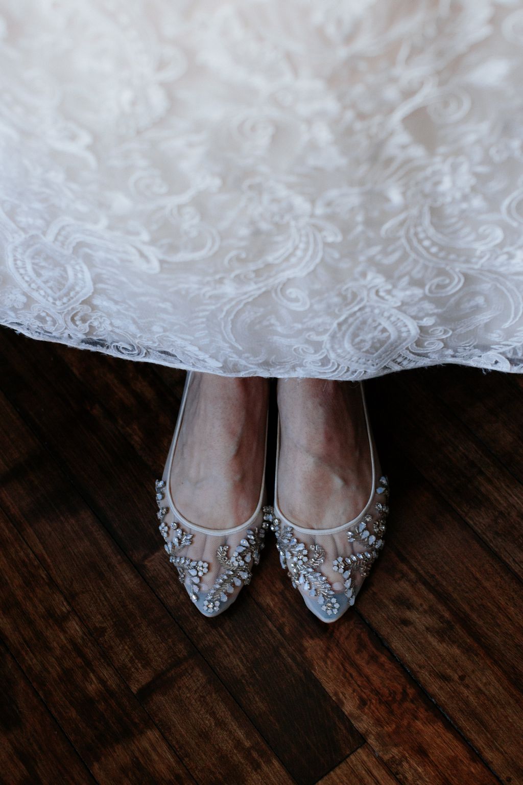 靴 Bella Belle WILLOW size37 Crystal Embellished Blue Insole Clear Flats for Wedding