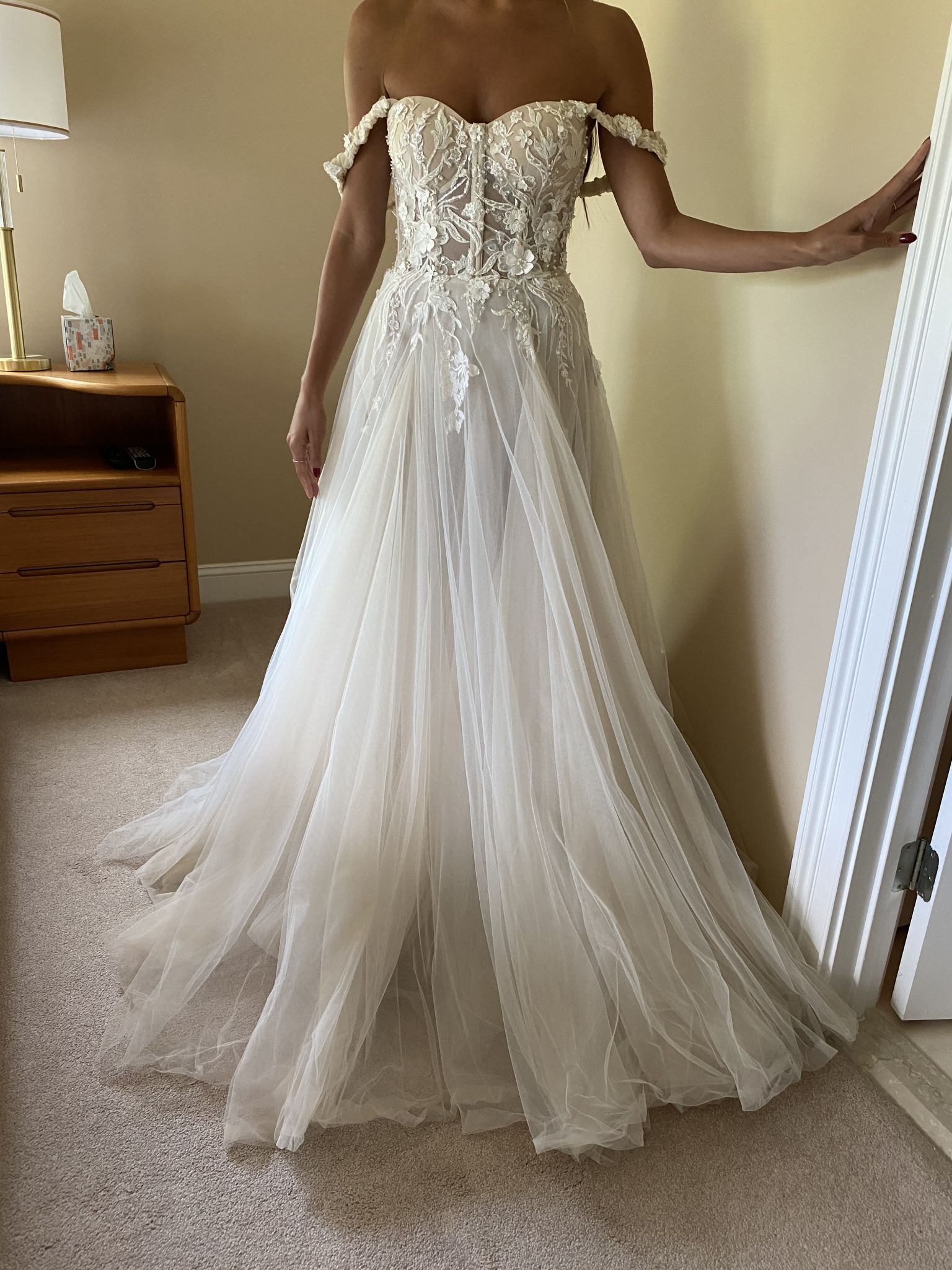 Berta Diana – Nearly Newlywed - Main Image