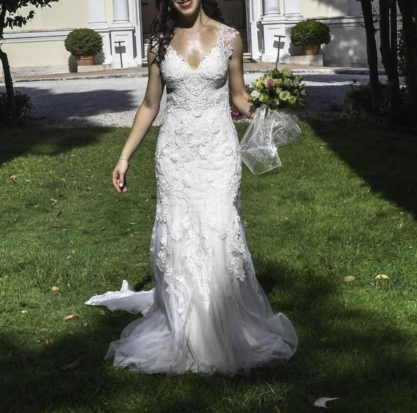 BHLDN Lure of Lace Gown – Nearly Newlywed