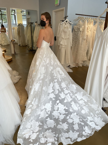 Carolina Herrera Rosalie Bridal Spring 2022 Collection