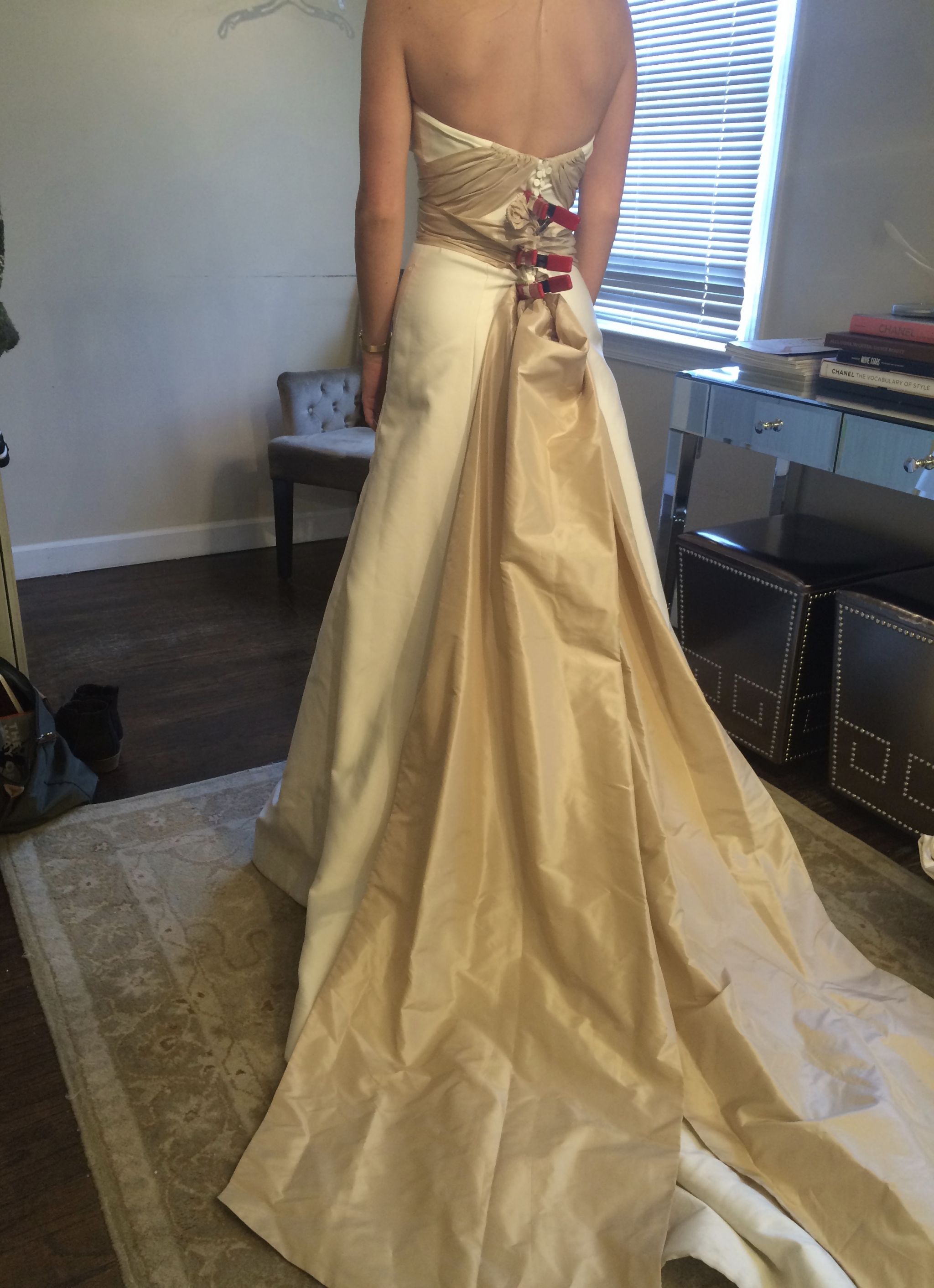 Carolina Herrera Carolina Herrera Ivory Gown with Champagne Sash