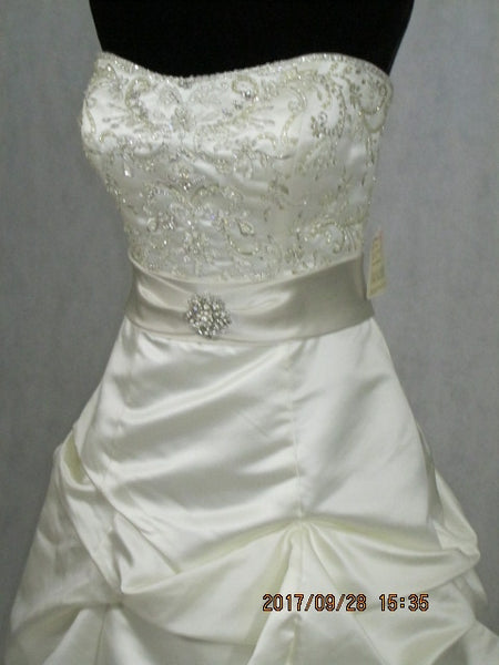 Casablanca Bridal 2003